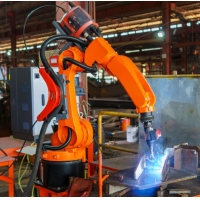 Cobots vs Robots: Inona ny fahasamihafana ary iza no tsara kokoa?